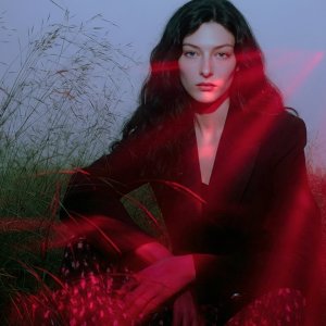 Я просто не могла больше стоять рядом